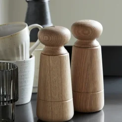House Doctor Geschirr|Geschirr|Salz- und Pfeffermühle, Wardha, Eiche
