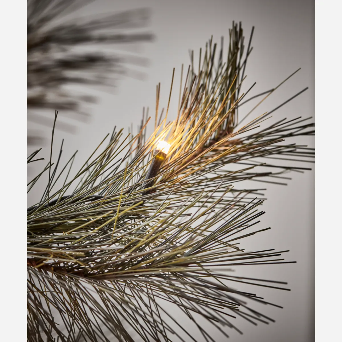 House Doctor Christmas Decor|Weihnachtsbaum mit LED-Lichtern, HDPeuce, Natur